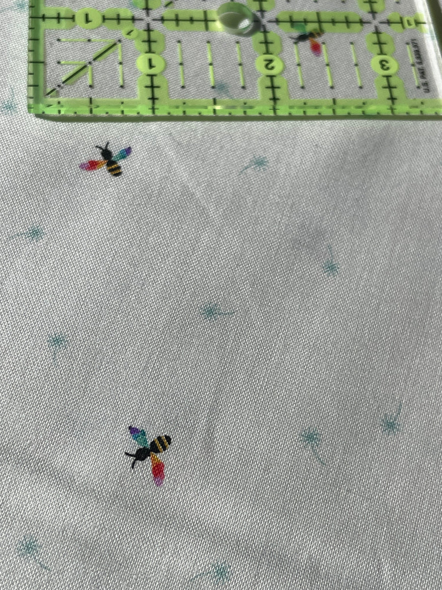 Hush Hush 4 Buzzworthy Fat Quarter - Kristy Lea for Riley Blake Design ...