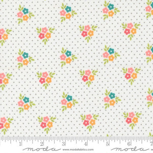 Bouquets in Cloud Strawberry Lemonade Fat Quarter - Sherri & Chelsi for Moda Fabrics